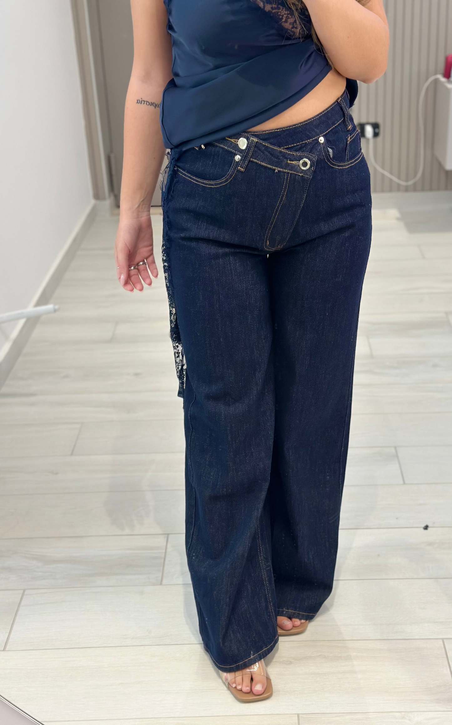JEANS ASIMMETRICO