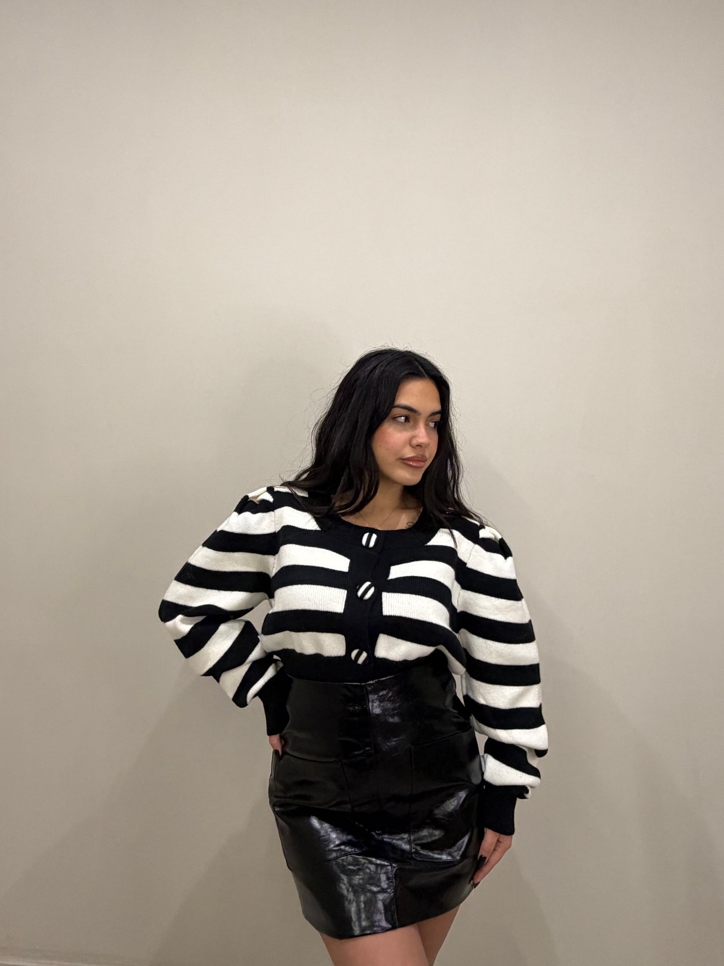 CARDIGAN BLACK & WHITE